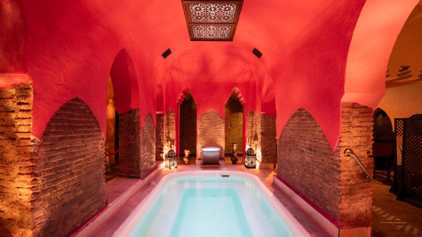 How to experience an authentic hammam in Granada