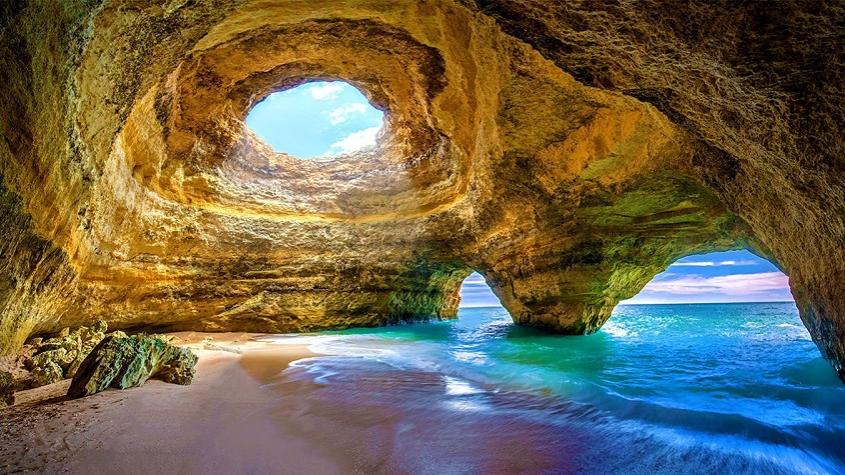 The most beautiful caves in Algarve