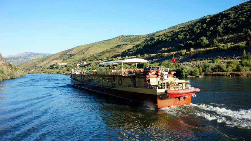 10 Reasons to visit Douro on a Boat Trip